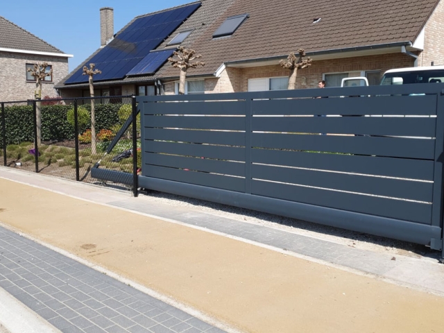 GRANADA S vrijdragende schuifpoort (3)