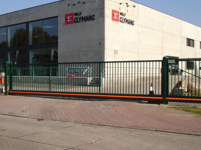 INDUSTRIEEL VRIJDRAGENDE SCHUIFPOORT 018