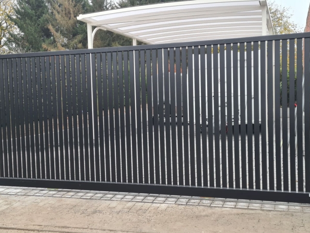 LEON V schuifpoort (1)