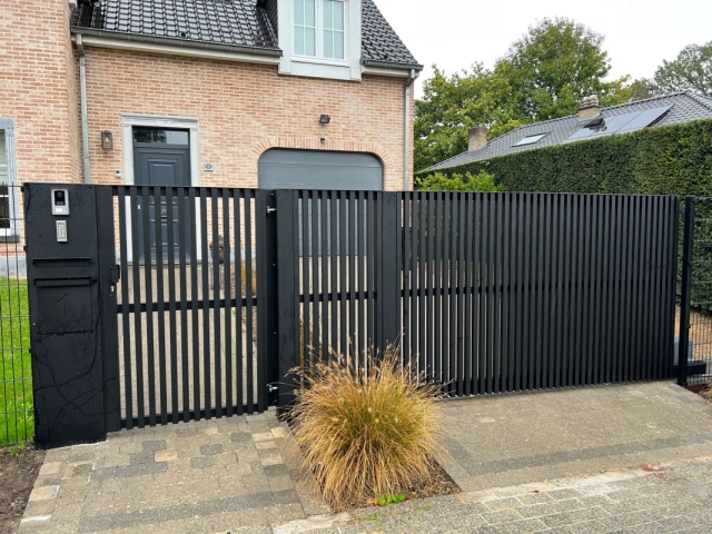 SAN LEO EV + schuifpoort 2