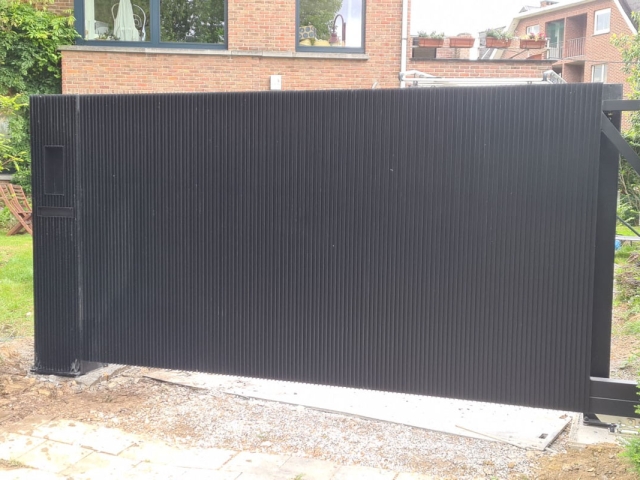 SAN LEO G vrijdragende schuifpoort (1)